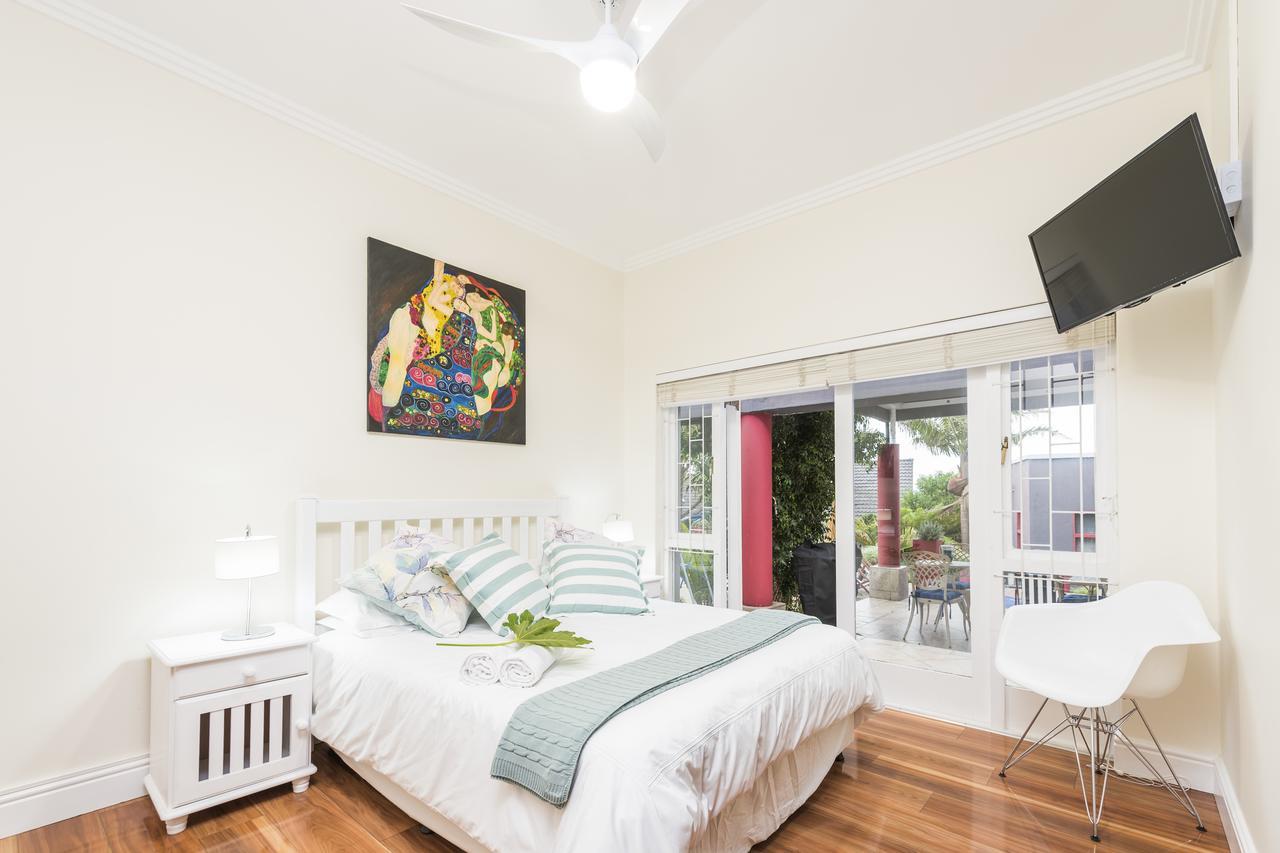 Whispering Palms Apartment Port Elizabeth Ngoại thất bức ảnh