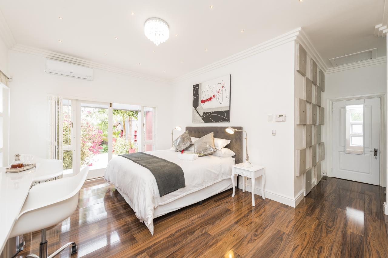 Whispering Palms Apartment Port Elizabeth Ngoại thất bức ảnh